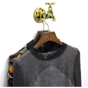 Hook up Clothing Store Wall Hanging Display Stand