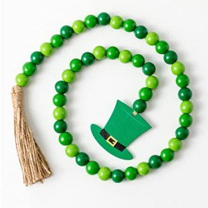 St Patricks Day Wood Bead Garland, hogardeck 33.5 Inch Farmhouse Wooden Beads St Patricks Day Decor with Leprechaun Hat Pendant & Tassels, Rustic Decor for Coffee Table, Home, Living Room, Bedroom