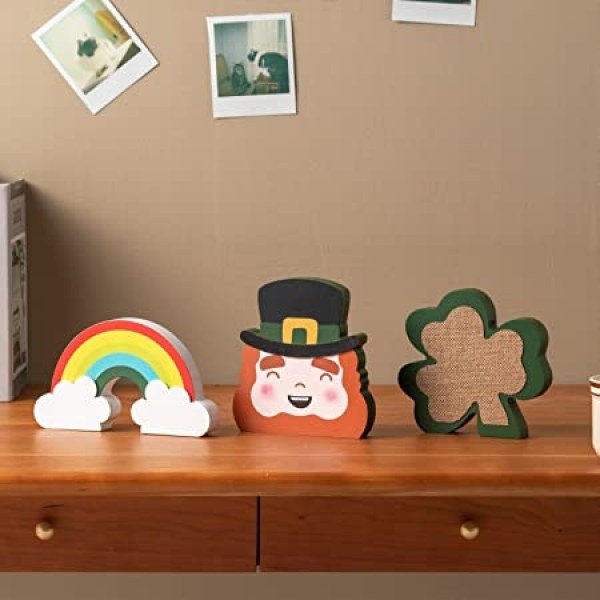 DEWBIN St Patricks Day Decorations, 3 Pieces Wood St Patricks Day Decor for The Home, Leprechaun, Clover, Rainbow Irish Table Decor, Happy St. Patrick's Day Sign Farmhouse Tiered Tray Decor