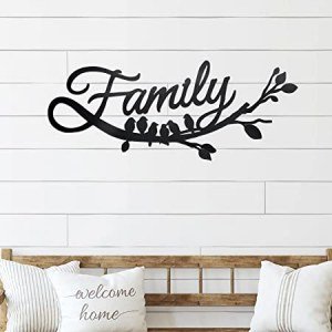 Family Wall Decor Metal Family Sign Cursive Word Family Wall Sign Black Iron Home Decor Wall Art Rustic Hanging Family Word Sign Country Home Decor for Home Dining Room Kitchen Door Decor (17.7 Inch)